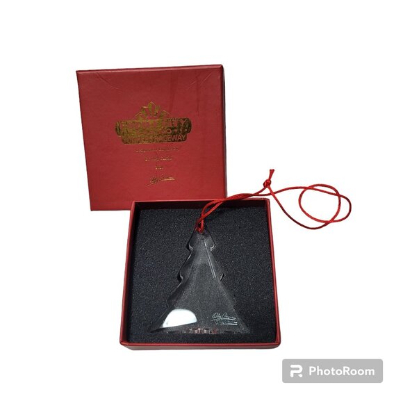 Oleg Cassini Signed Crystal Tree Ornament Exclusive Empire City Casino Yonkers - Picture 1 of 10